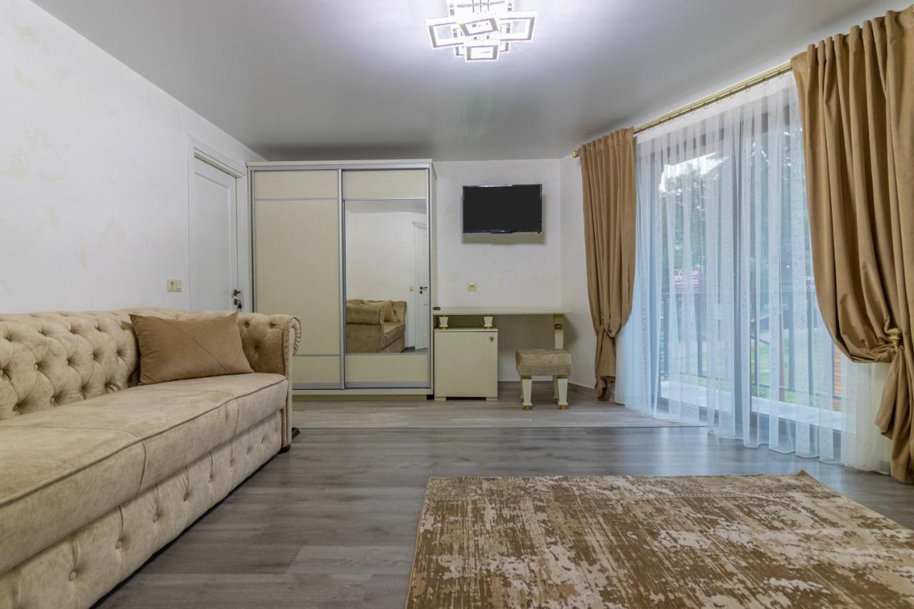 Guest House Turda Буковель Экстерьер фото
